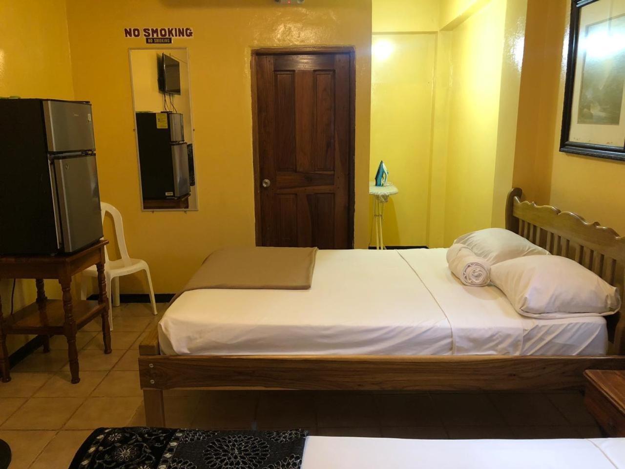 Chaleanor Hotel Dangriga Eksteriør billede